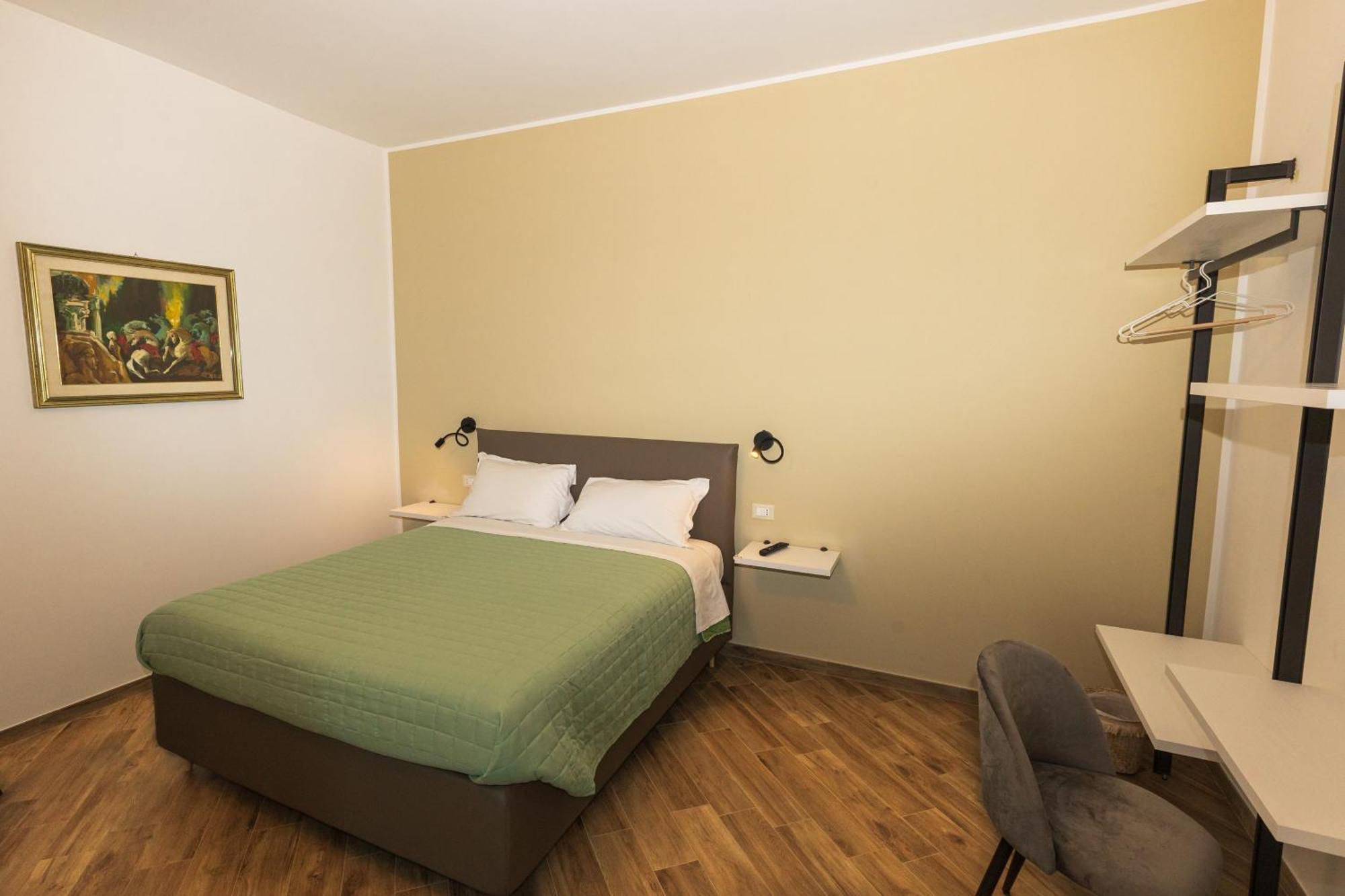 Casale Ferrantino Guest House Джулианова Екстериор снимка