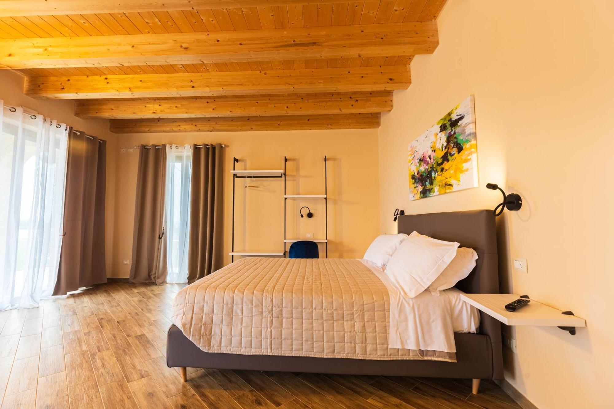 Casale Ferrantino Guest House Джулианова Екстериор снимка